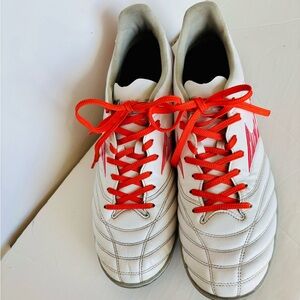 MORELIA; MIZUNO , White and Red Athletic Shoes